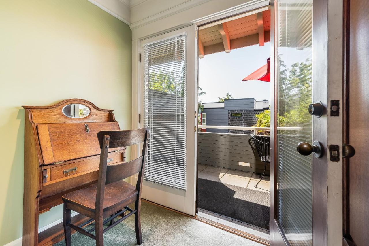 Seattle Gaslight Inn ภายนอก รูปภาพ