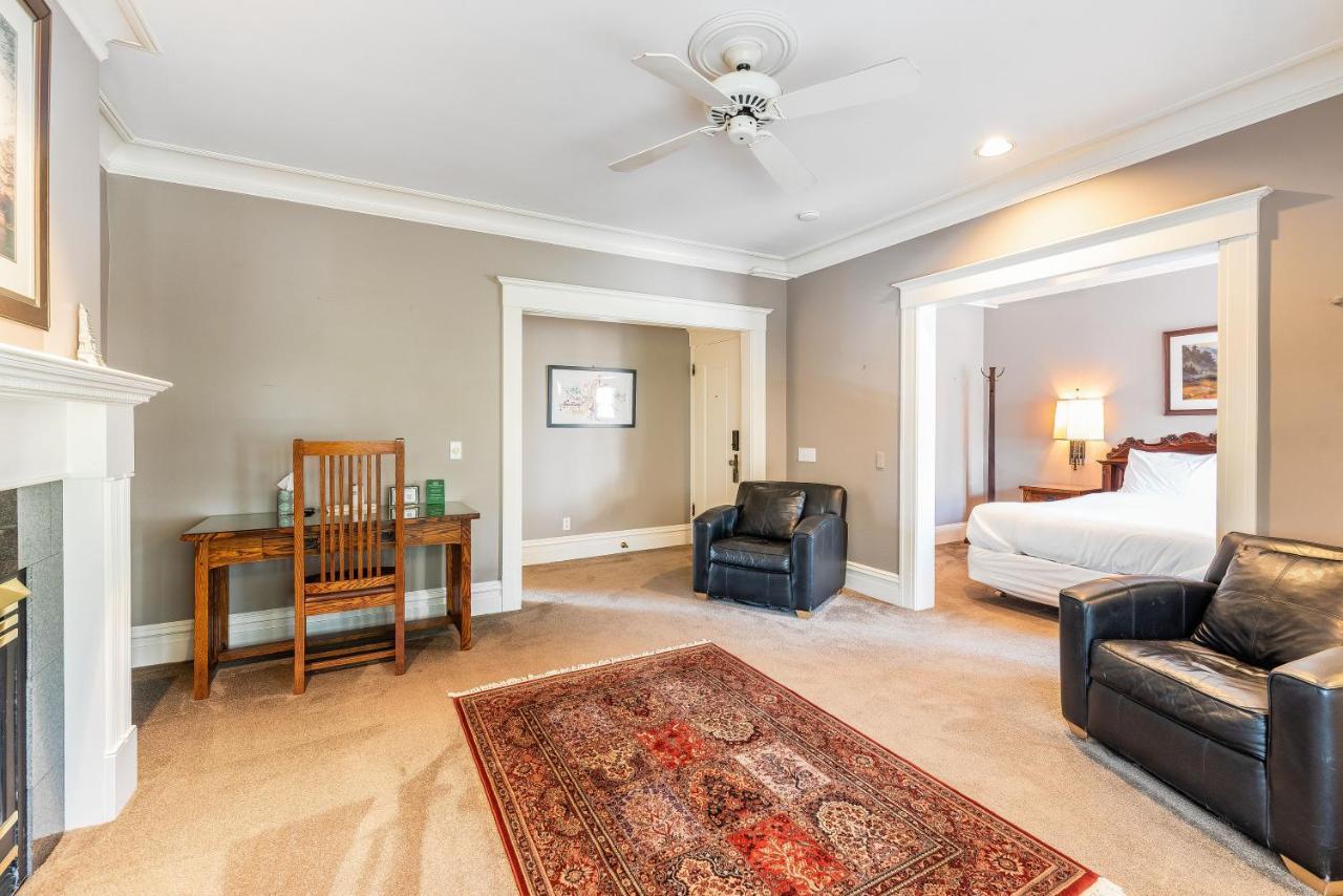 Seattle Gaslight Inn ภายนอก รูปภาพ