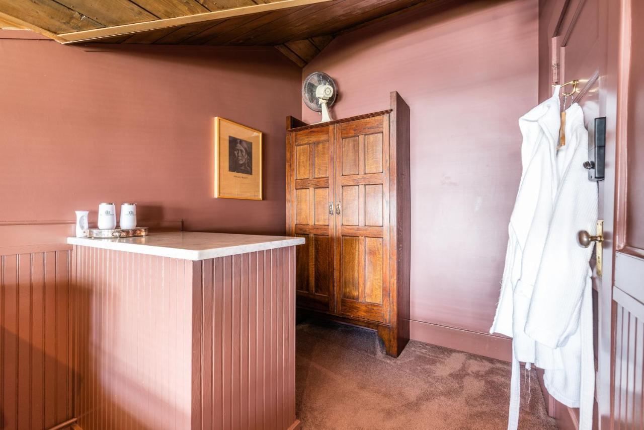Seattle Gaslight Inn ภายนอก รูปภาพ