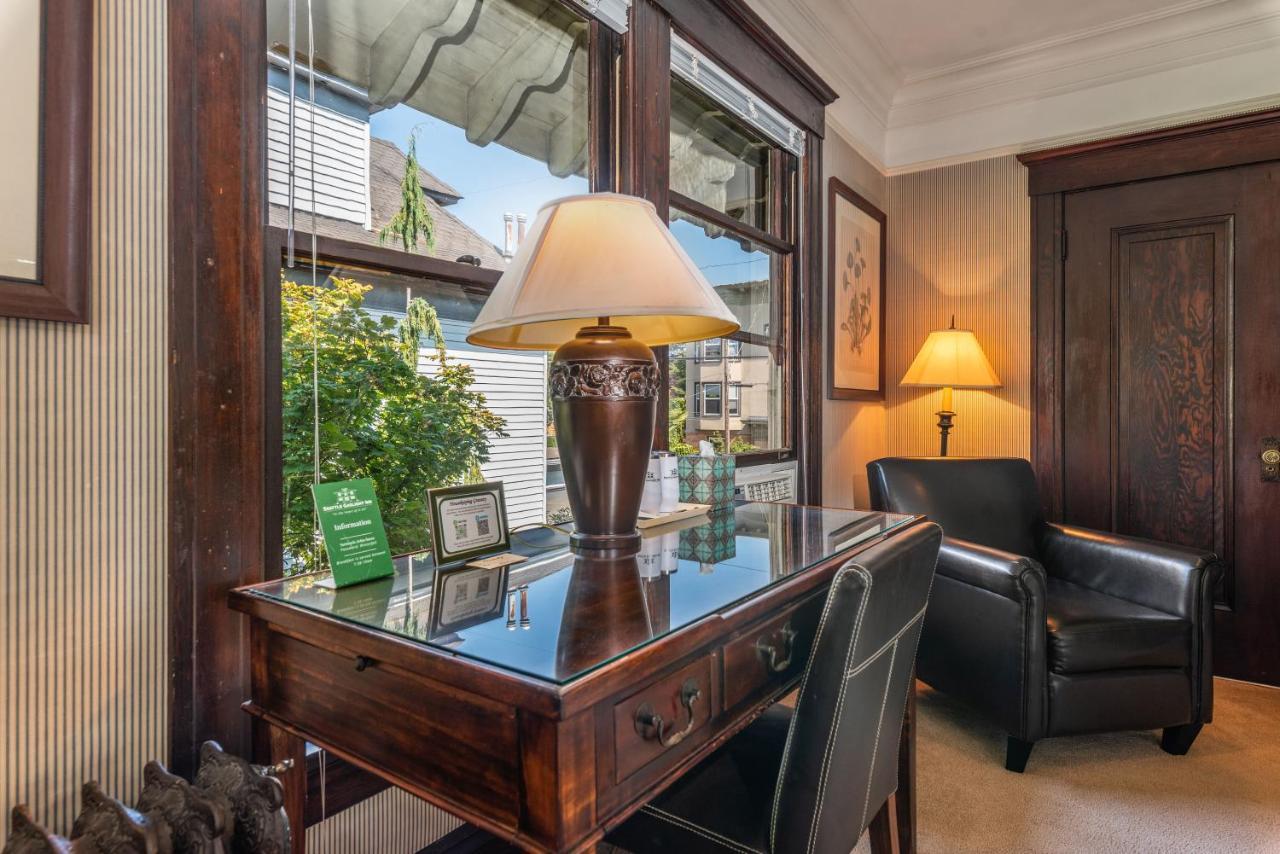 Seattle Gaslight Inn ภายนอก รูปภาพ