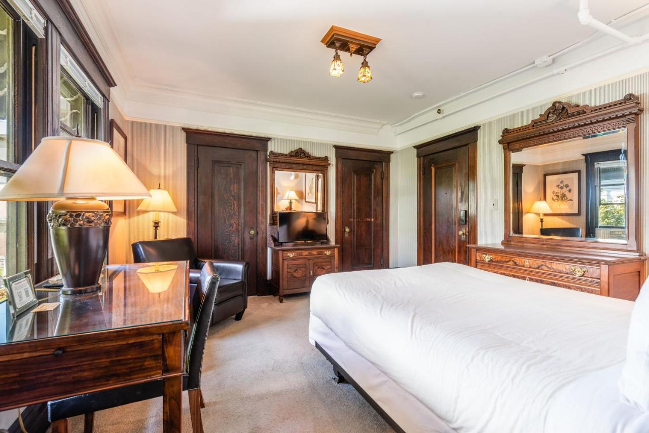 Seattle Gaslight Inn ภายนอก รูปภาพ