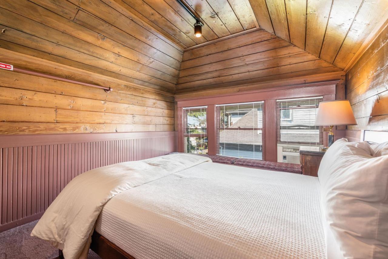 Seattle Gaslight Inn ภายนอก รูปภาพ