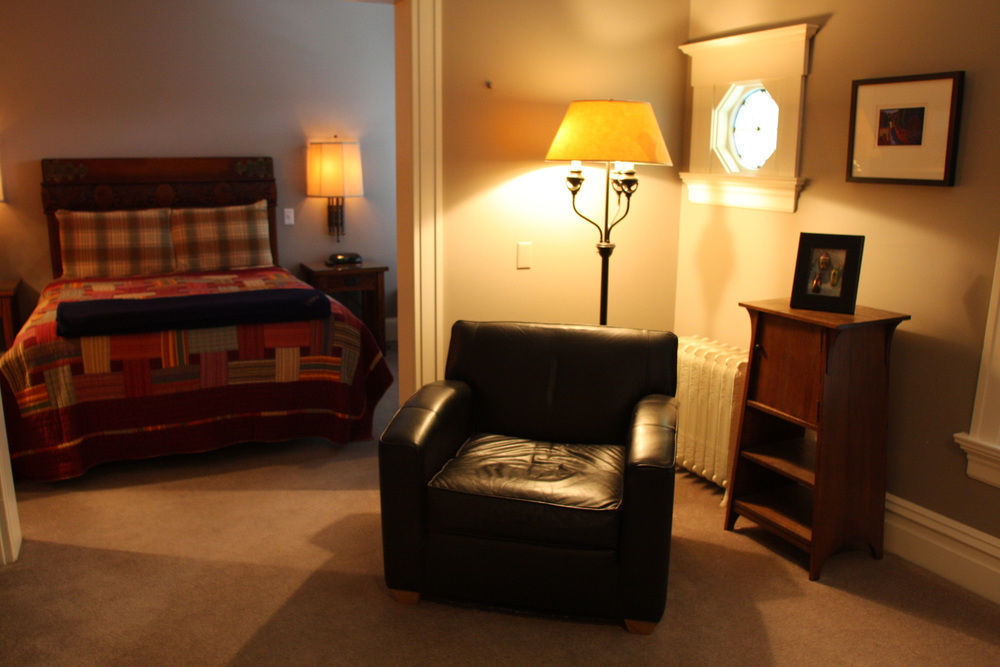 Seattle Gaslight Inn ภายนอก รูปภาพ
